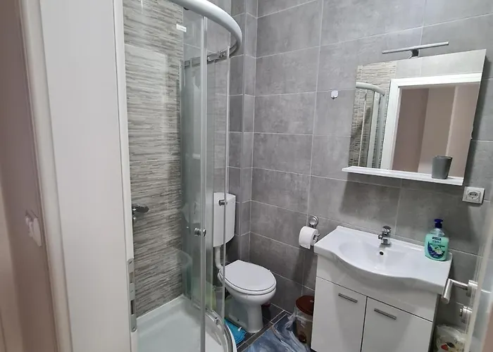 Plavi Safir Stan 아파트